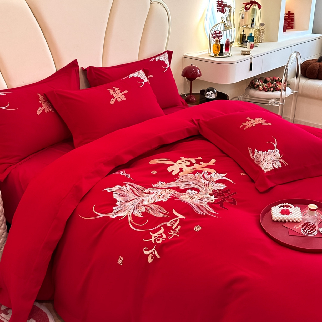 91家纺网 家纺一手货源 找家纺 火麒麟家纺 2025新款亲肤棉婚庆刺绣四件套 锦有你