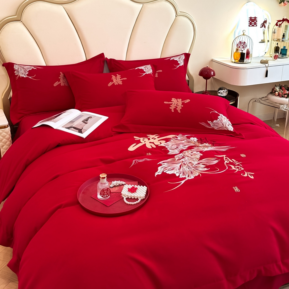 91家纺网 家纺一手货源 找家纺 火麒麟家纺 2025新款亲肤棉婚庆刺绣四件套 锦有你