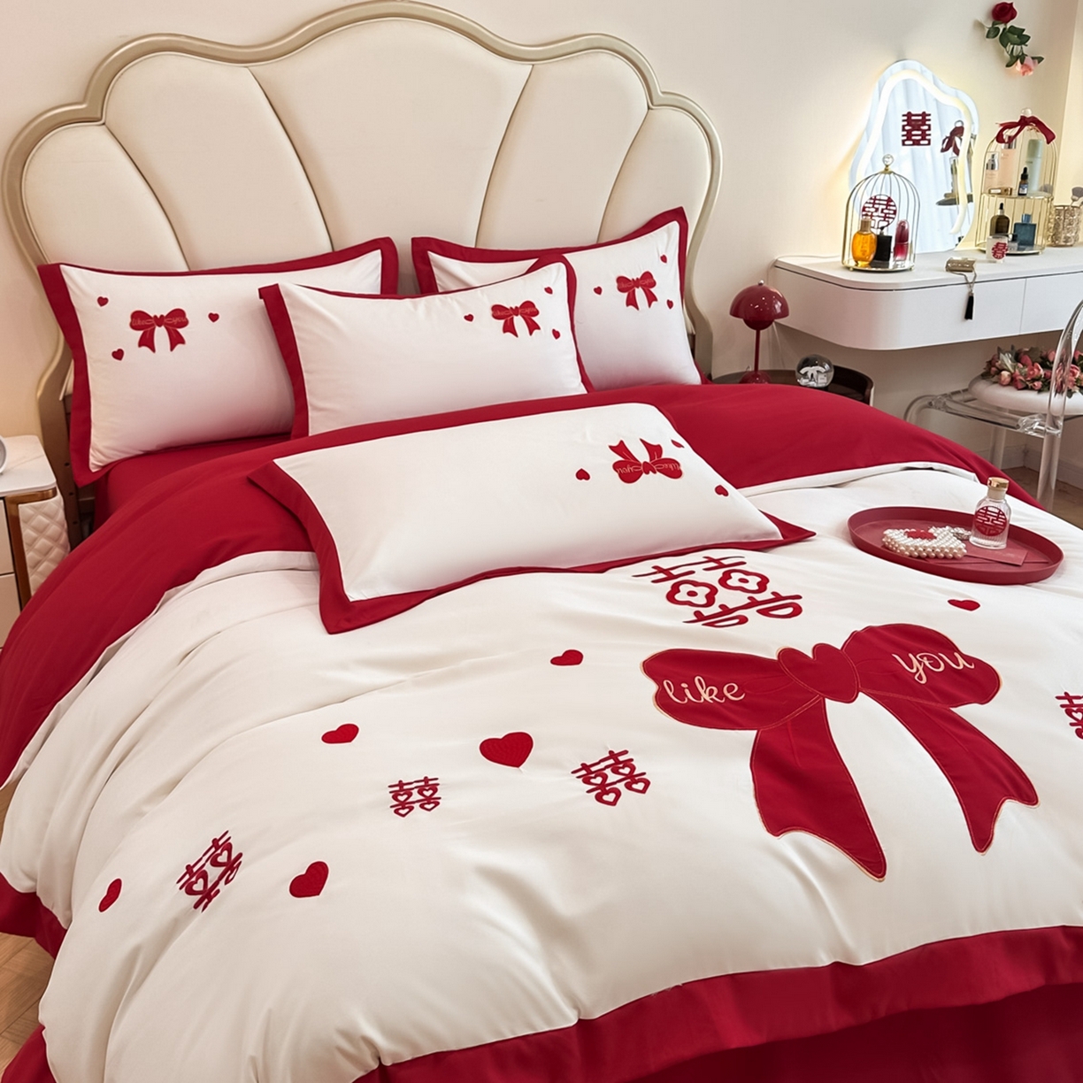 91家纺网 家纺一手货源 找家纺 火麒麟家纺 2025新款亲肤棉婚庆刺绣四件套 一见钟情