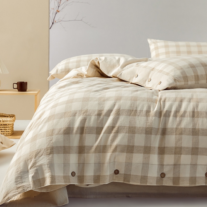 91家纺网 家纺一手货源 找家纺 贝尔 PELLHOME 简约格子纽扣棉麻透气舒适亚麻四件套床单被套场景一（可抖音代发） 曲奇咖