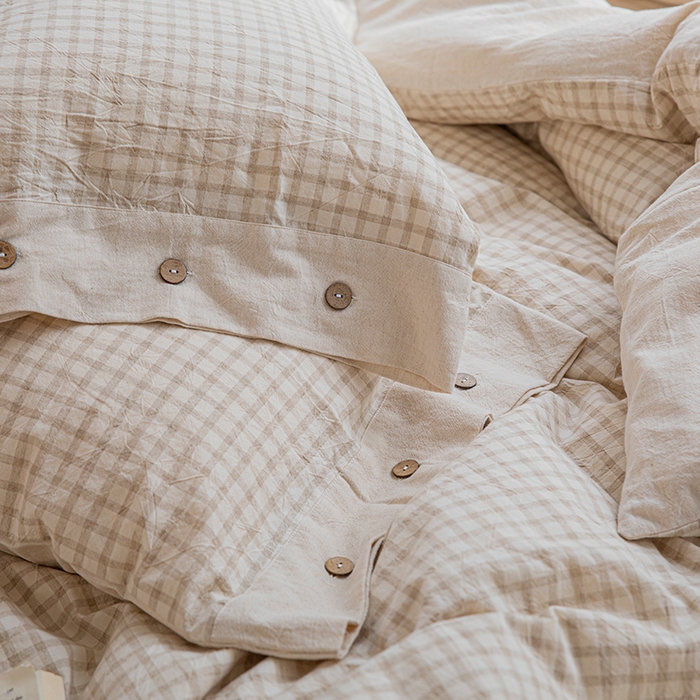 91家纺网 家纺一手货源 找家纺 贝尔 PELLHOME 简约格子纽扣棉麻透气舒适亚麻四件套床单被套场景二（可抖音代发） 星格咖