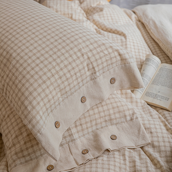 91家纺网 家纺一手货源 找家纺 贝尔 PELLHOME 简约格子纽扣棉麻透气舒适亚麻四件套床单被套场景二（可抖音代发） 星格咖