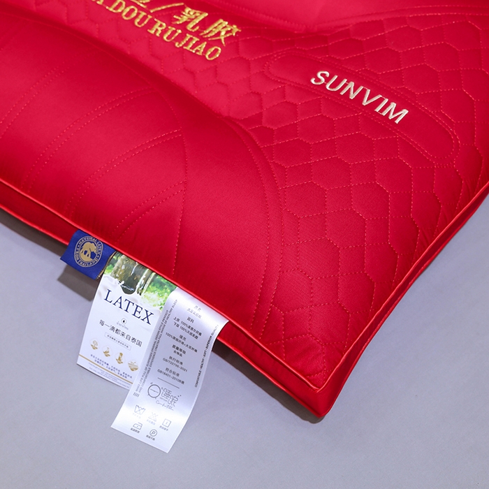 91家纺网 家纺一手货源 找家纺 （总）仁宇枕业 2025新款新品 大红婚庆结婚庆婚礼喜庆情侣枕头大红大豆乳胶功能枕头枕芯