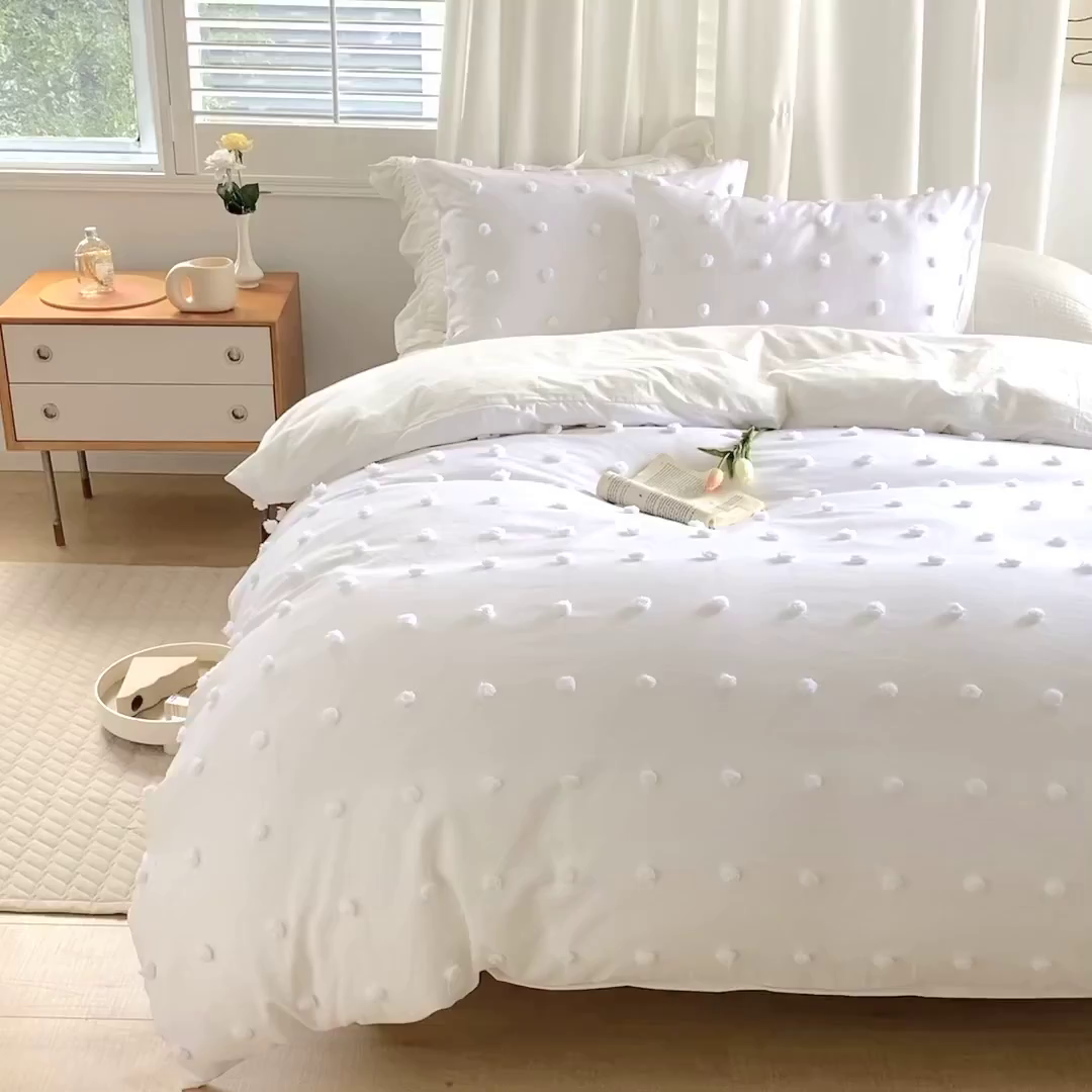 91家纺网 家纺一手货源 找家纺 贝尔 PELLHOME 复古风毛球剪花日式简约套件全棉水洗棉纯素色四件套（春节不打烊) 球球-奶白