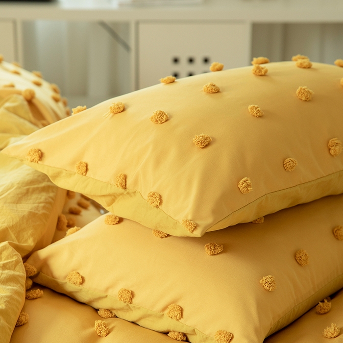 91家纺网 家纺一手货源 找家纺 贝尔 PELLHOME 复古风毛球剪花日式简约套件全棉水洗棉纯素色四件套（春节不打烊) 球球-奶黄