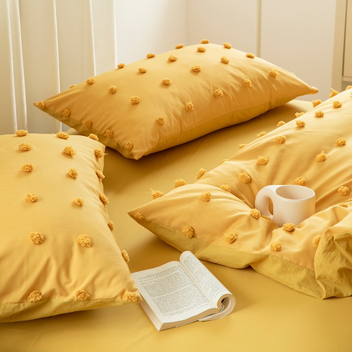 91家纺网 家纺一手货源 找家纺 贝尔 PELLHOME 复古风毛球剪花日式简约套件全棉水洗棉纯素色四件套（春节不打烊) 球球-奶黄