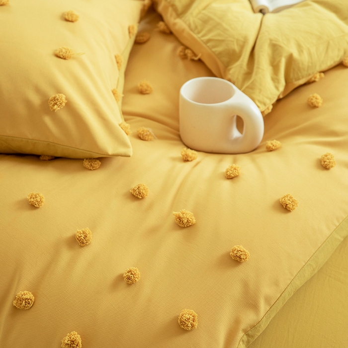 91家纺网 家纺一手货源 找家纺 贝尔 PELLHOME 复古风毛球剪花日式简约套件全棉水洗棉纯素色四件套（春节不打烊) 球球-奶黄