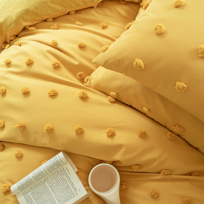 91家纺网 家纺一手货源 找家纺 贝尔 PELLHOME 复古风毛球剪花日式简约套件全棉水洗棉纯素色四件套（春节不打烊) 球球-奶黄