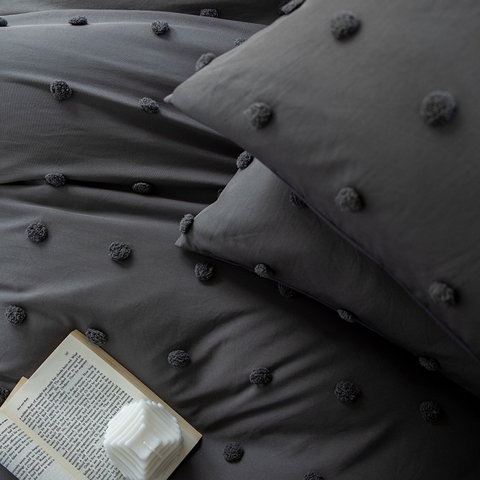 91家纺网 家纺一手货源 找家纺 贝尔 PELLHOME 复古风毛球剪花日式简约套件全棉水洗棉纯素色四件套（春节不打烊) 球球-深灰