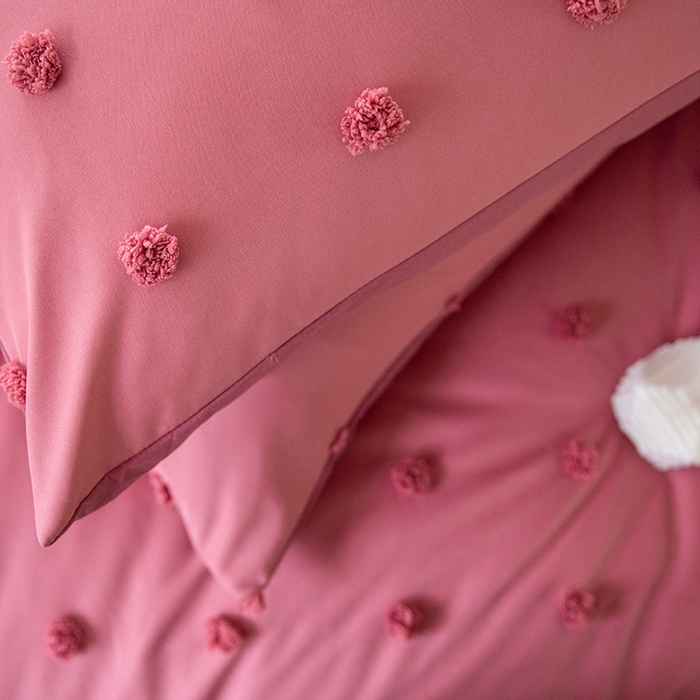 91家纺网 家纺一手货源 找家纺 贝尔 PELLHOME 复古风毛球剪花日式简约套件全棉水洗棉纯素色四件套（春节不打烊) 球球-嫣红