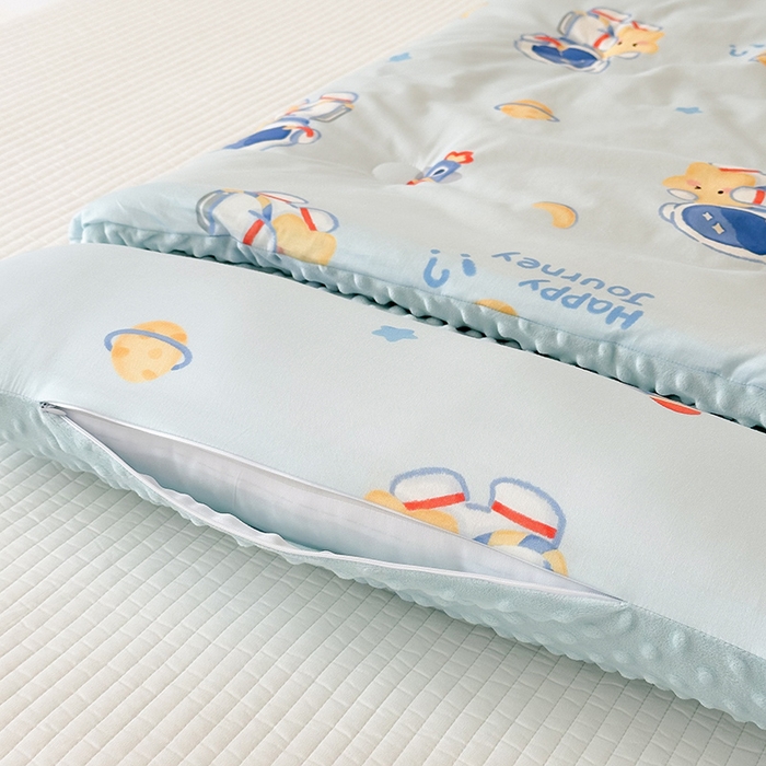 91家纺网 家纺一手货源 找家纺 嗨生活 2025秋冬加厚儿童睡袋全棉+豆豆绒一体防踢被儿童睡袋 开心宇航员