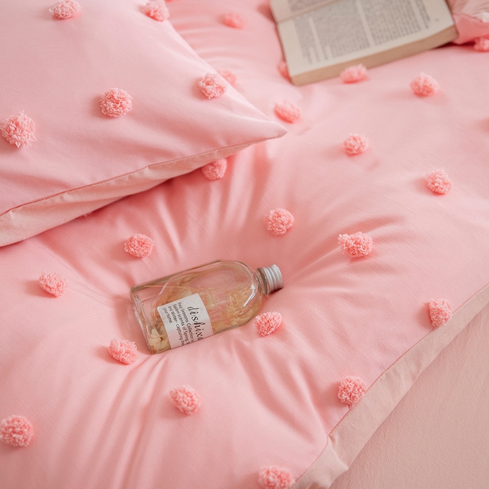 91家纺网 家纺一手货源 找家纺 贝尔 PELLHOME 复古风毛球剪花日式简约套件全棉水洗棉纯素色四件套（春节不打烊) 球球-氧粉