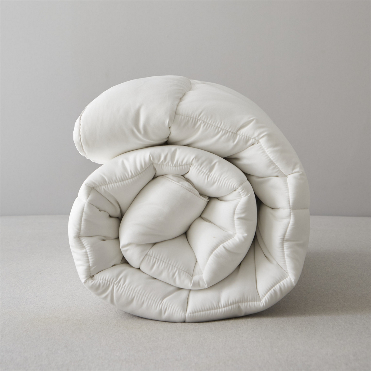 91家纺网 家纺一手货源 找家纺 三味舒屋 2025新款奶芙系列三防立体床褥（送枕套） 奶芙白