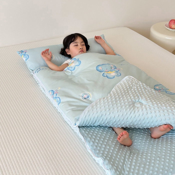 91家纺网 家纺一手货源 找家纺 嗨生活 2025秋冬加厚儿童睡袋全棉+豆豆绒一体防踢被儿童睡袋 快乐小象