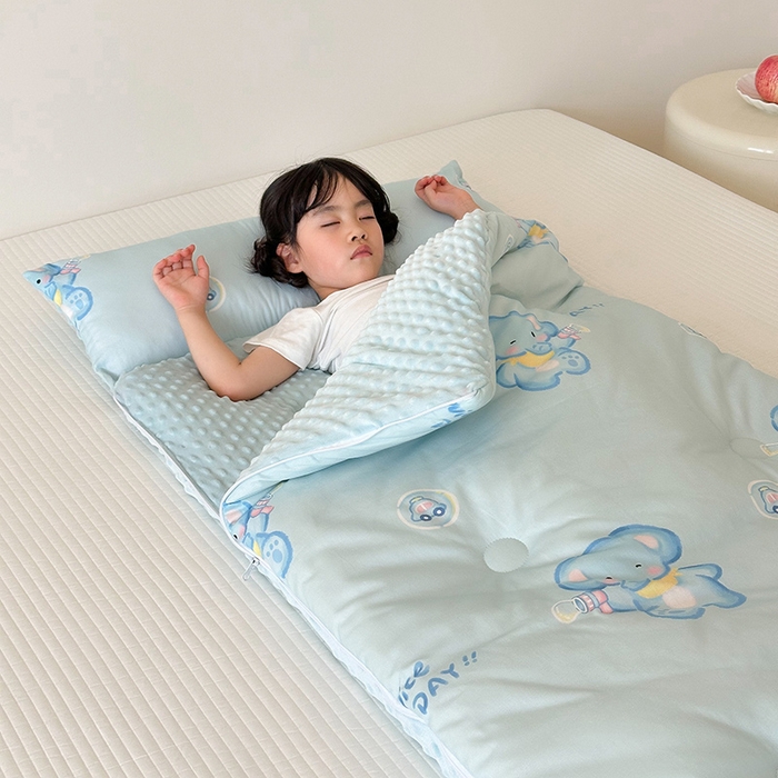 91家纺网 家纺一手货源 找家纺 嗨生活 2025秋冬加厚儿童睡袋全棉+豆豆绒一体防踢被儿童睡袋 快乐小象