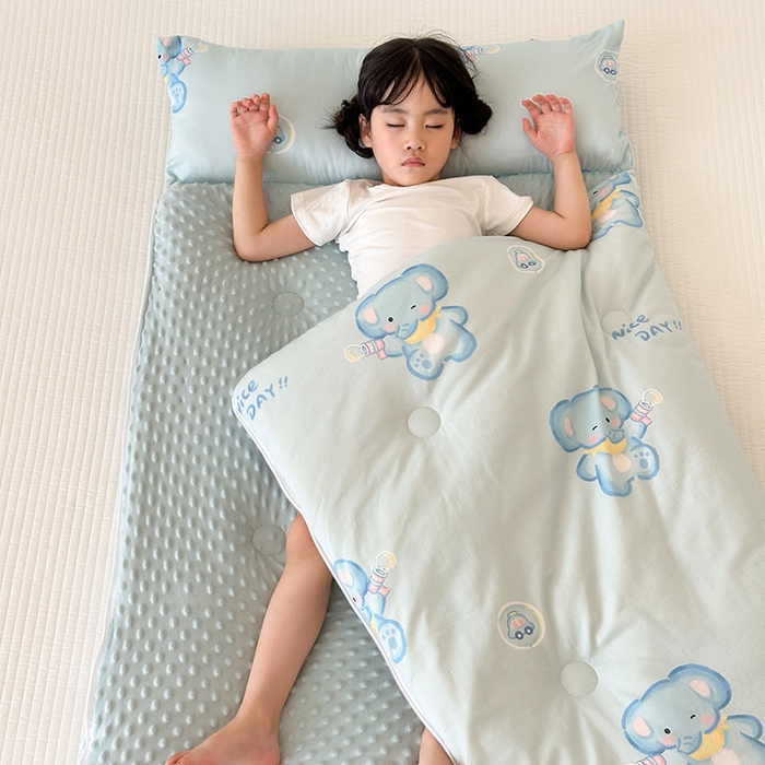 91家纺网 家纺一手货源 找家纺 嗨生活 2025秋冬加厚儿童睡袋全棉+豆豆绒一体防踢被儿童睡袋 快乐小象