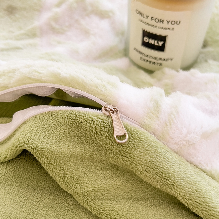 91家纺网 家纺一手货源 找家纺 摩妮卡 2025新款A类加厚兔毛雕花牛奶绒四件套 茶花-绿