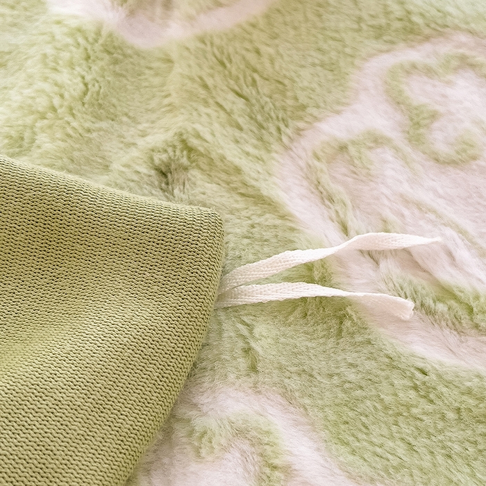 91家纺网 家纺一手货源 找家纺 摩妮卡 2025新款A类加厚兔毛雕花牛奶绒四件套 茶花-绿