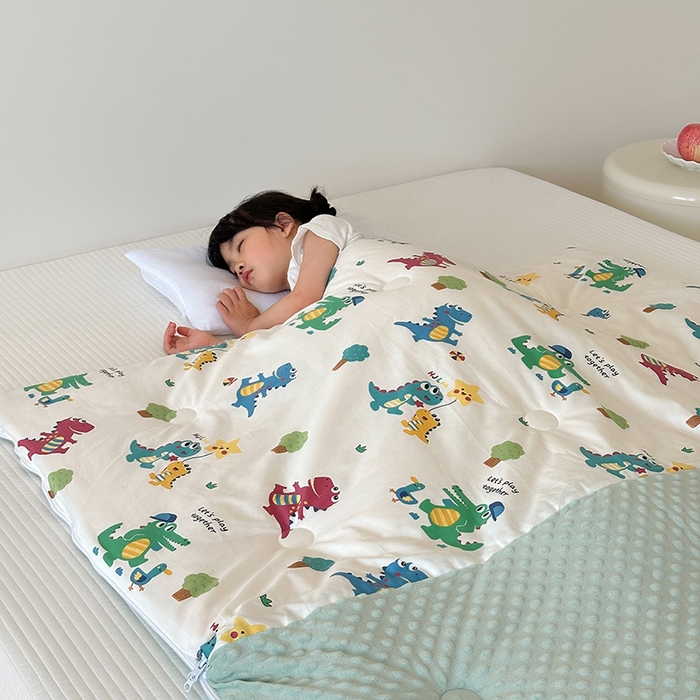 91家纺网 家纺一手货源 找家纺 嗨生活 2025秋冬加厚儿童睡袋全棉+豆豆绒一体防踢被儿童睡袋 奇妙恐龙