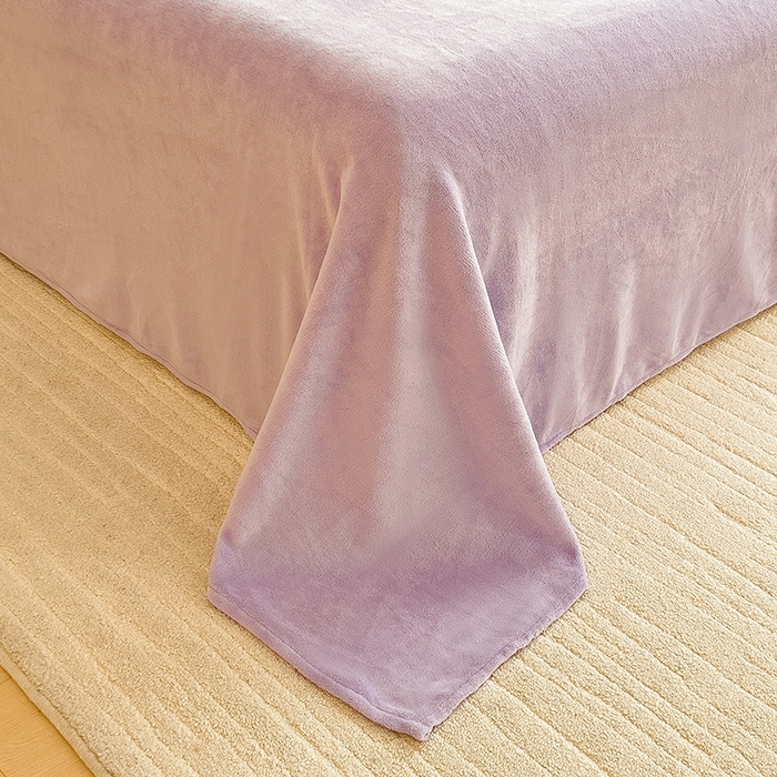 91家纺网 家纺一手货源 找家纺 摩妮卡 2025新款A类加厚兔毛雕花牛奶绒四件套 向阳花开-紫