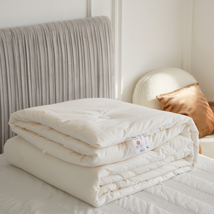 91家纺网 家纺一手货源 找家纺 （总）贝尔 PELLHOMEA类全棉60s提花大豆被春秋被子保暖加厚冬被芯四季通用场景二（可抖音代发