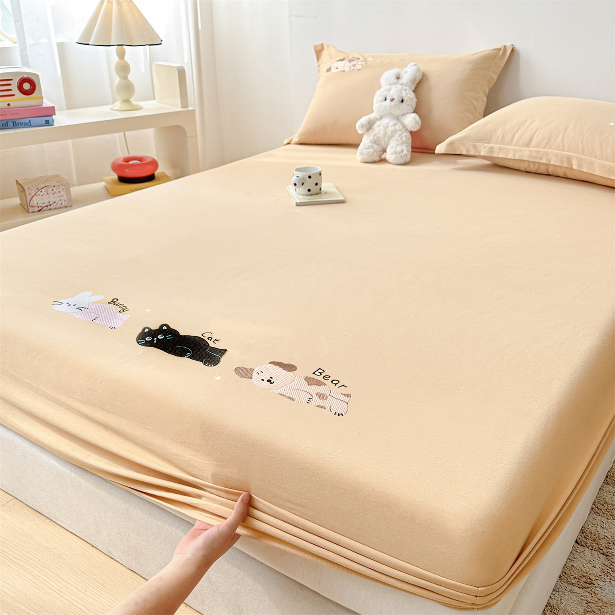 91家纺网 家纺一手货源 找家纺 笙意家纺 2025新款全棉纯棉磨毛刺绣单品床笠 床笠单件 萌宠-贝卡黄