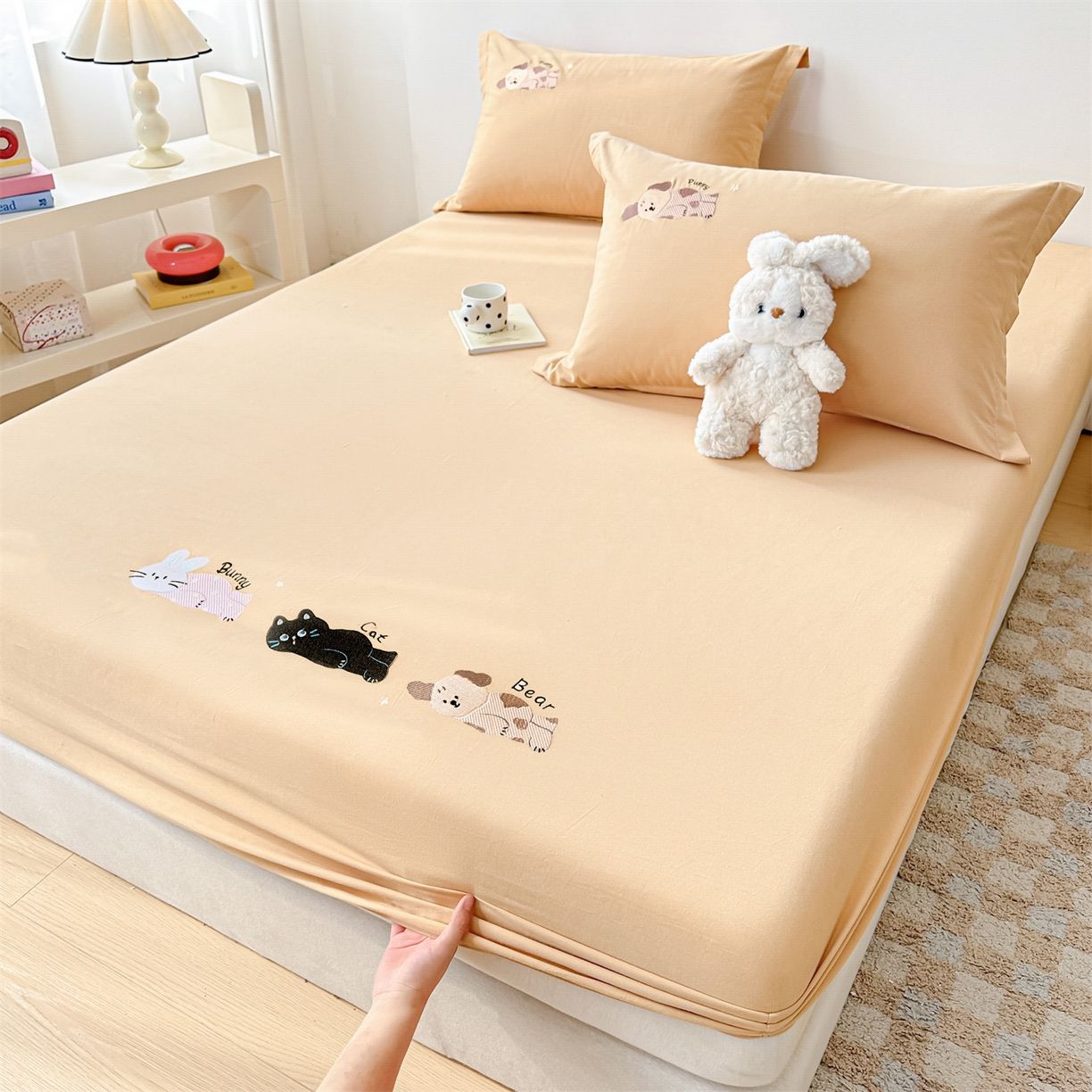 91家纺网 家纺一手货源 找家纺 笙意家纺 2025新款全棉纯棉磨毛刺绣单品床笠 床笠单件 萌宠-贝卡黄