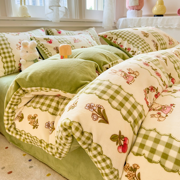 91家纺网 家纺一手货源 找家纺 （总）摩妮卡 摩妮卡 2025新款加厚款小清新牛奶绒印花四件套床单款床笠单被套