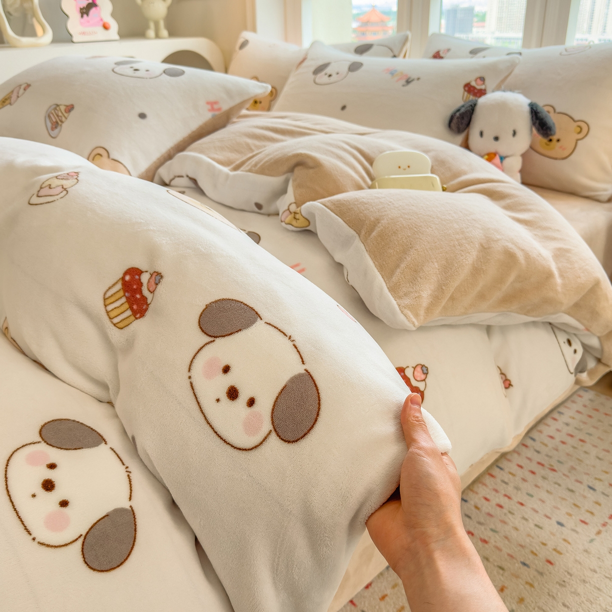 91家纺网 家纺一手货源 找家纺 （总）摩妮卡 摩妮卡 2025新款加厚款小清新牛奶绒印花四件套床单款床笠单被套