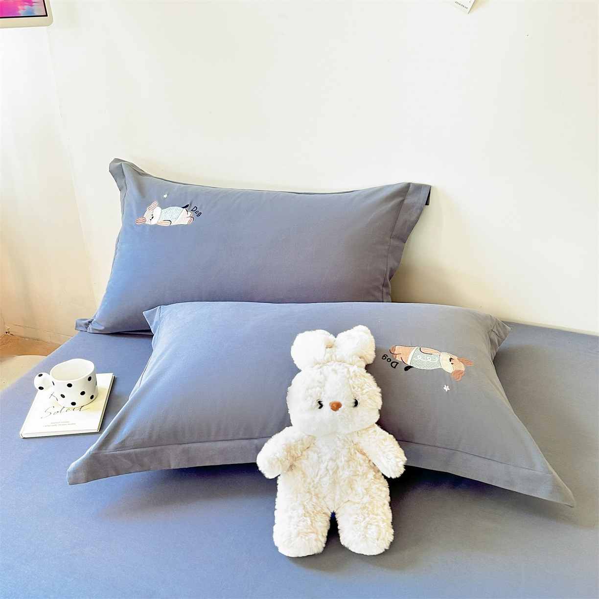 91家纺网 家纺一手货源 找家纺 笙意家纺 2025新款全棉纯棉磨毛刺绣单品床笠 床笠单件 萌宠-墨蓝