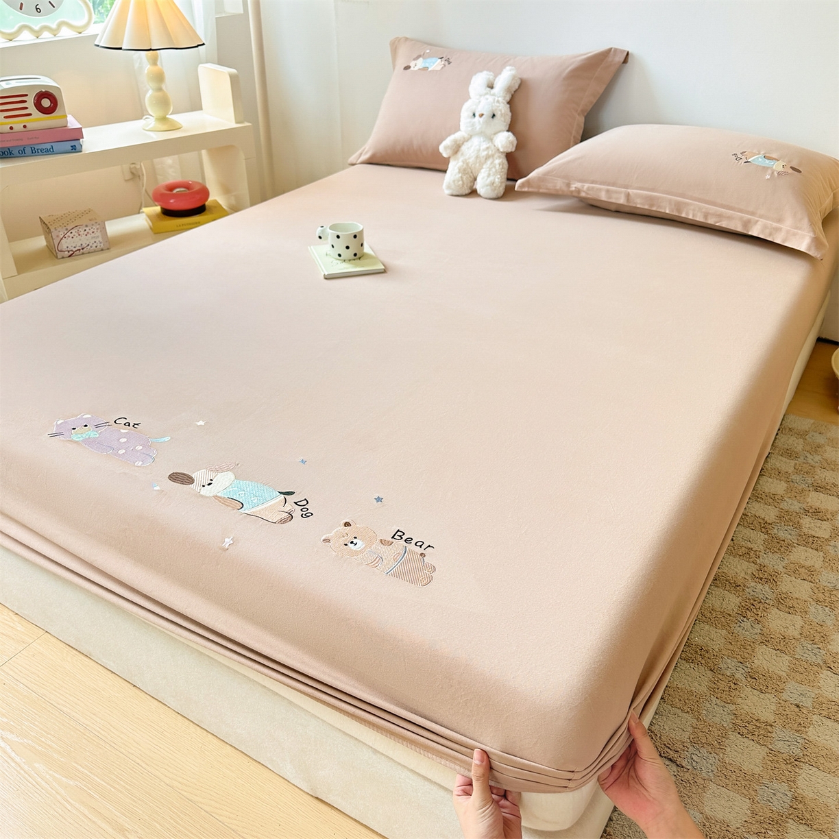 91家纺网 家纺一手货源 找家纺 笙意家纺 2025新款全棉纯棉磨毛刺绣单品床笠 床笠单件 萌宠-热带棕