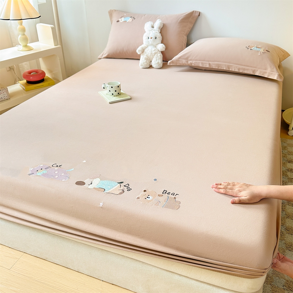 91家纺网 家纺一手货源 找家纺 笙意家纺 2025新款全棉纯棉磨毛刺绣单品床笠 床笠单件 萌宠-热带棕