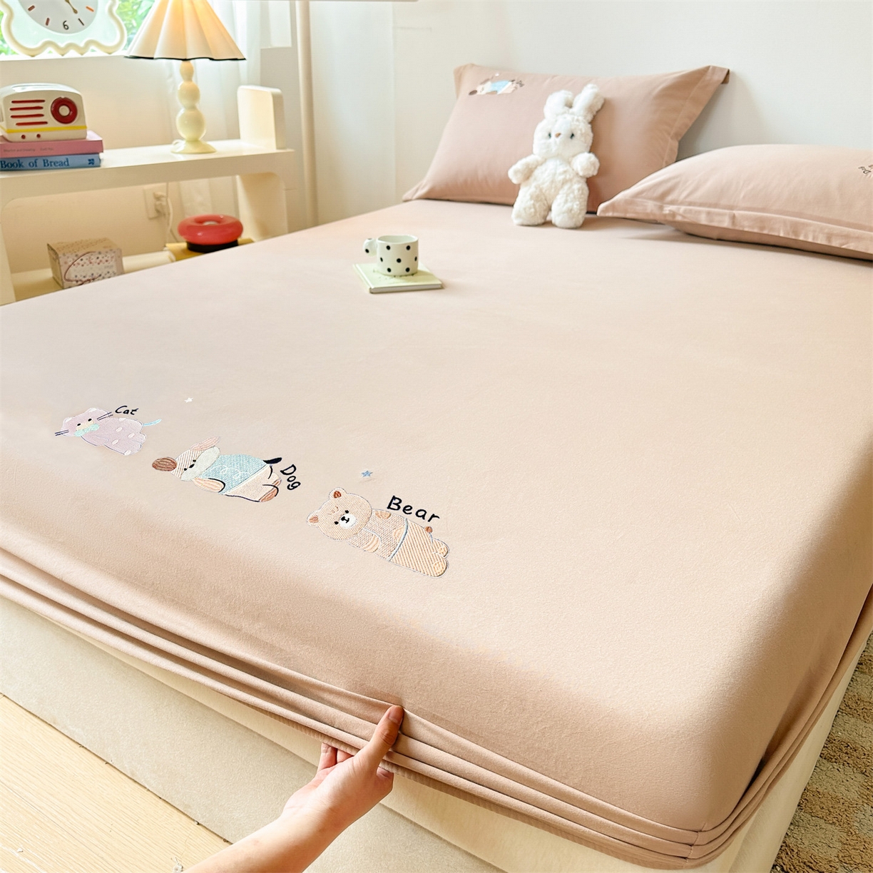 91家纺网 家纺一手货源 找家纺 笙意家纺 2025新款全棉纯棉磨毛刺绣单品床笠 床笠单件 萌宠-热带棕