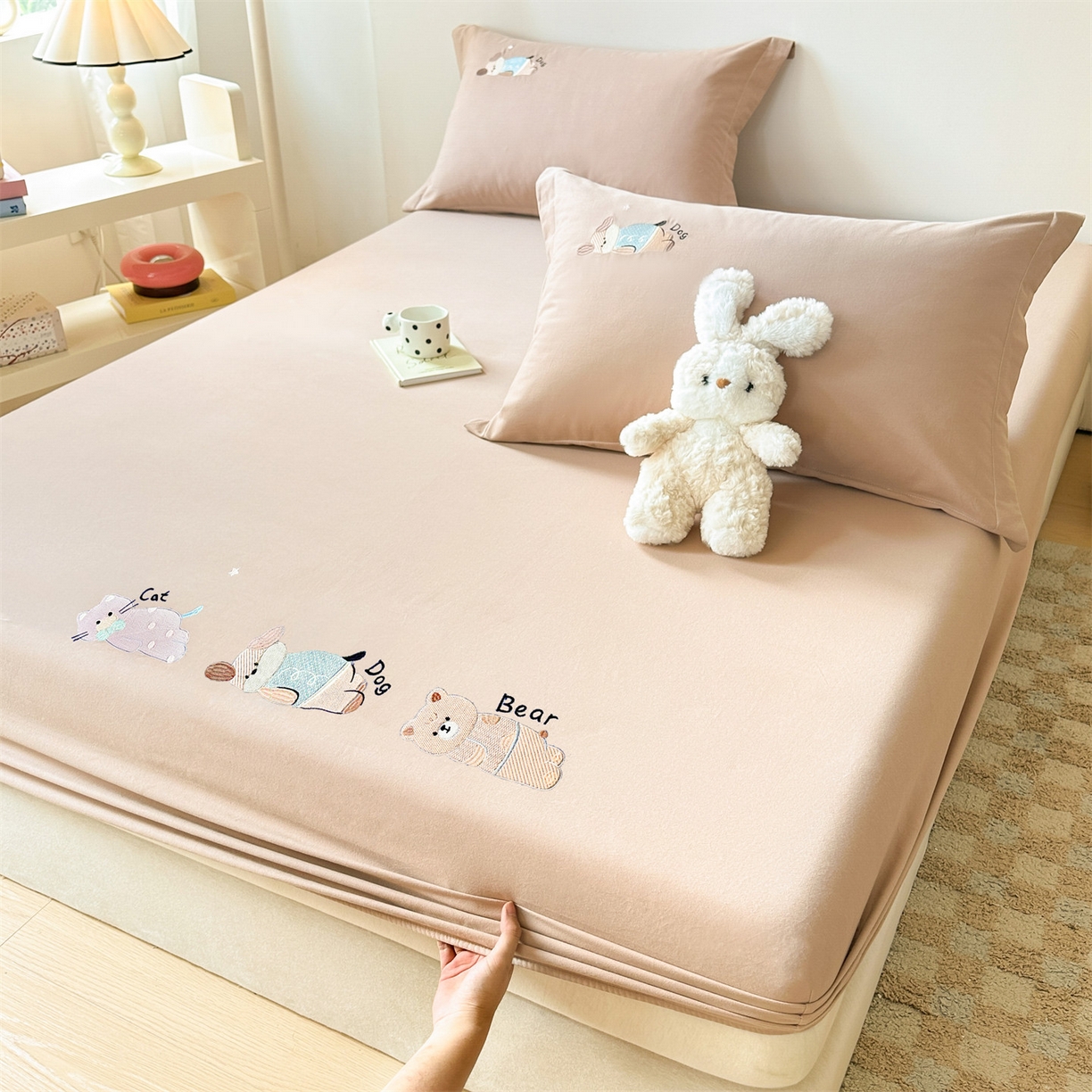 91家纺网 家纺一手货源 找家纺 笙意家纺 2025新款全棉纯棉磨毛刺绣单品床笠 床笠单件 萌宠-热带棕