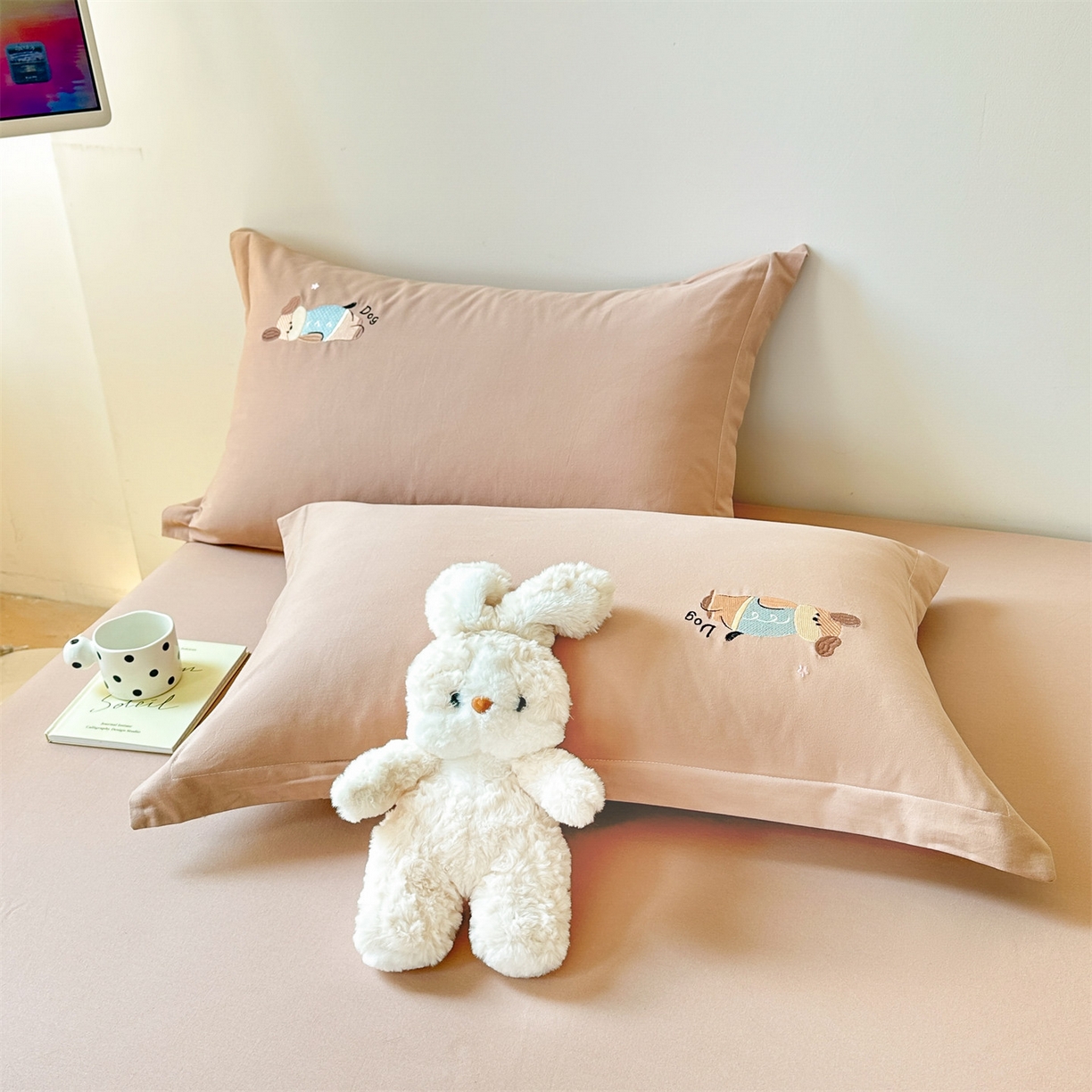 91家纺网 家纺一手货源 找家纺 笙意家纺 2025新款全棉纯棉磨毛刺绣单品床笠 床笠单件 萌宠-热带棕