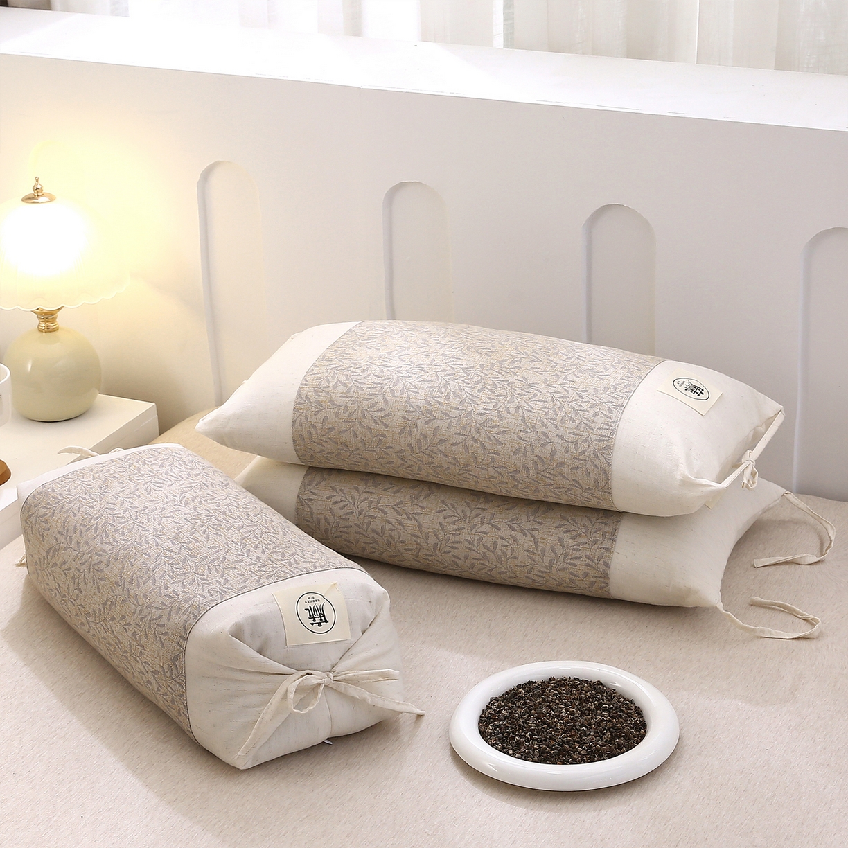 91家纺网 家纺一手货源 找家纺 （总）梦叶草 2025新款国风棉麻荞麦枕芯可调节高度荞麦枕护颈椎反弓苦荞麦枕头