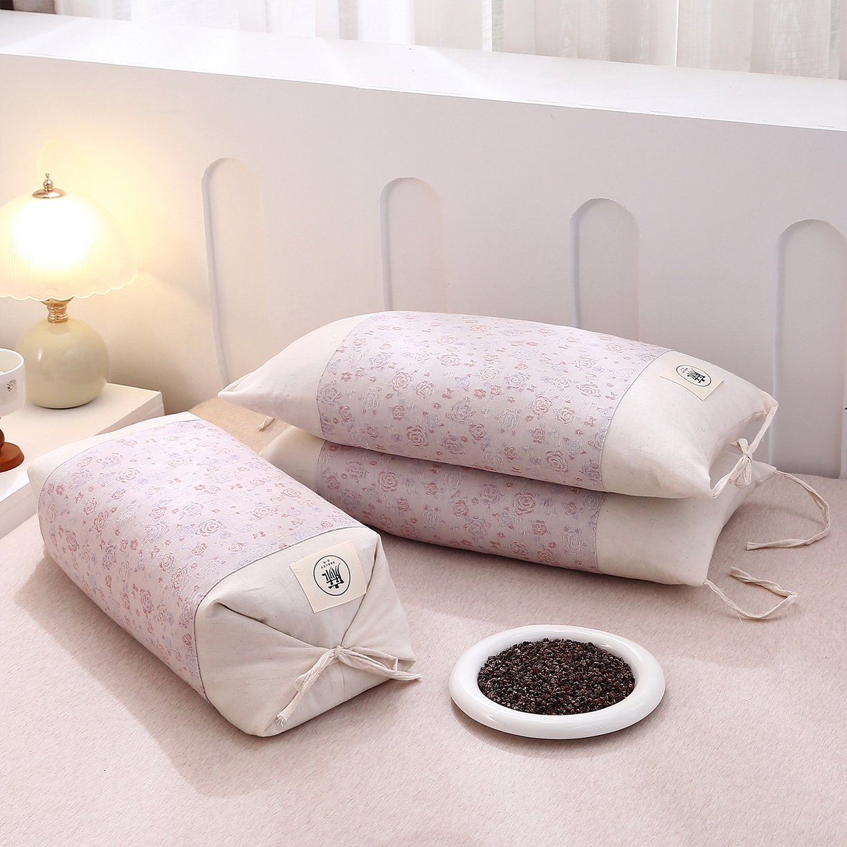 91家纺网 家纺一手货源 找家纺 （总）梦叶草 2025新款国风棉麻荞麦枕芯可调节高度荞麦枕护颈椎反弓苦荞麦枕头