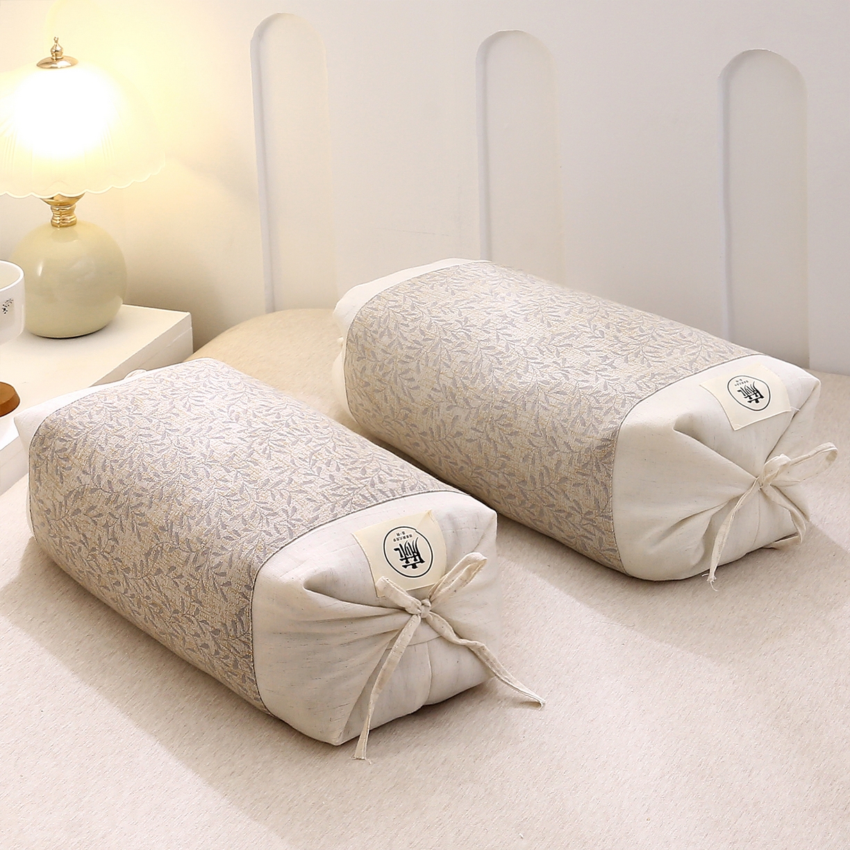 91家纺网 家纺一手货源 找家纺 梦叶草 2025新款国风棉麻荞麦枕芯可调节高度荞麦枕护颈椎反弓苦荞麦枕头 国风棉麻荞麦枕-丰收黄