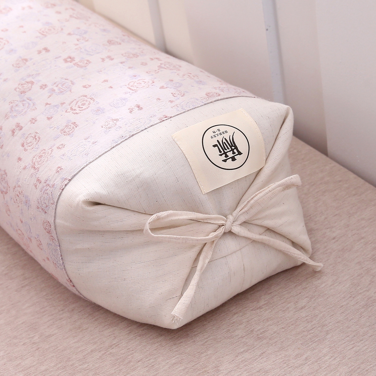 91家纺网 家纺一手货源 找家纺 梦叶草 2025新款国风棉麻荞麦枕芯可调节高度荞麦枕护颈椎反弓苦荞麦枕头 国风棉麻荞麦枕-浅脂玫