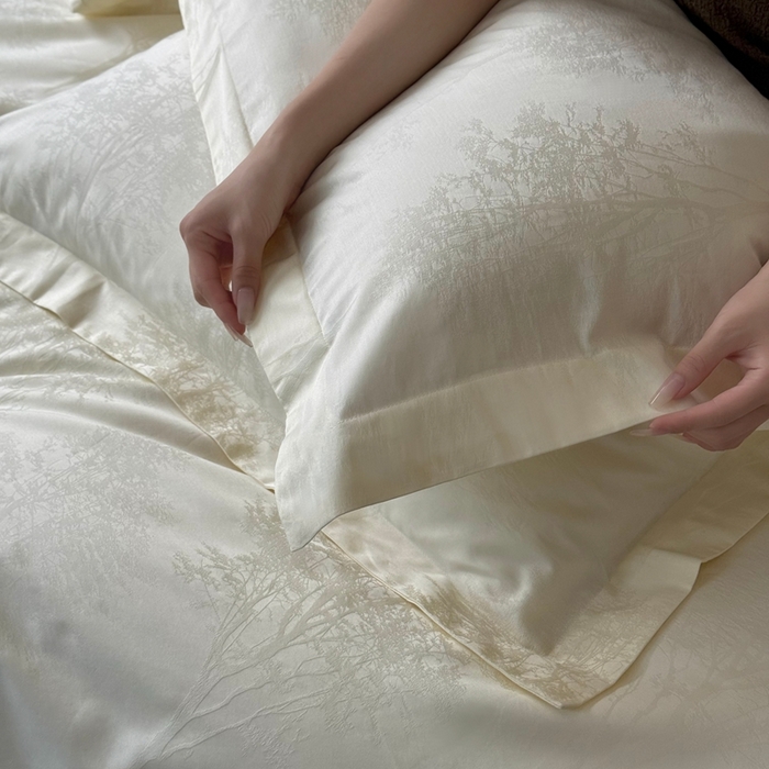 91家纺网 家纺一手货源 找家纺 （总）鹿班家居 2025新款100S长绒棉纯棉精美提花系列四件套-光影斑驳（标准会员-20元）