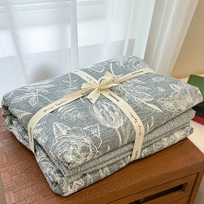 91家纺网 家纺一手货源 找家纺 （总）元禾 2025新款秋冬130克加厚亚麻原麻复古风皱皱纱双层纱印花四件套