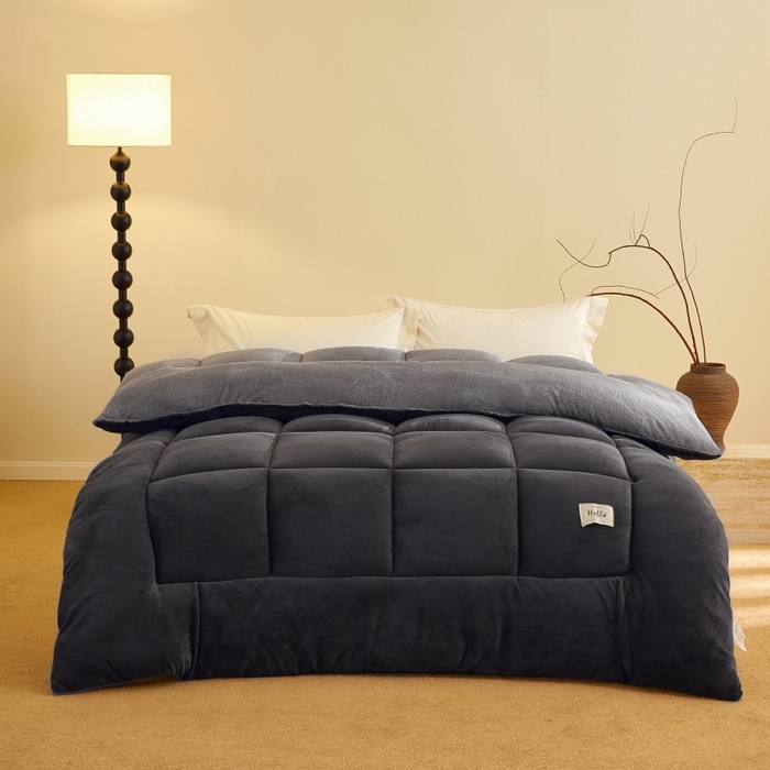 91家纺网 家纺一手货源 找家纺 梦恬佳 2025新款180克牛奶绒羊羔绒加厚冬被 被子被芯 牛奶绒-灰拼灰