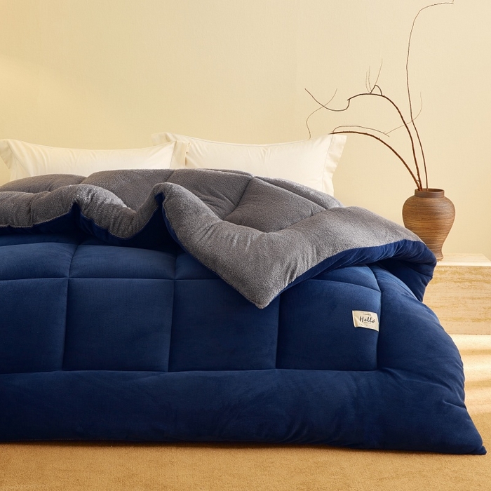 91家纺网 家纺一手货源 找家纺 梦恬佳 2025新款180克牛奶绒羊羔绒加厚冬被 被子被芯 牛奶绒-蓝拼灰