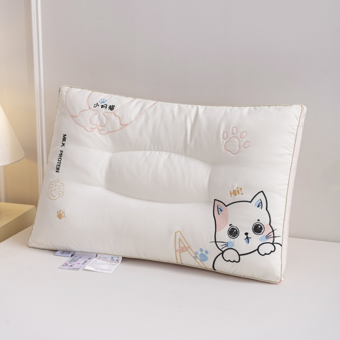 91家纺网 家纺一手货源 找家纺 （总）仁宇枕业 2025新款新品小奶猫亲子幼儿园儿童学生成人定型低枕头枕芯