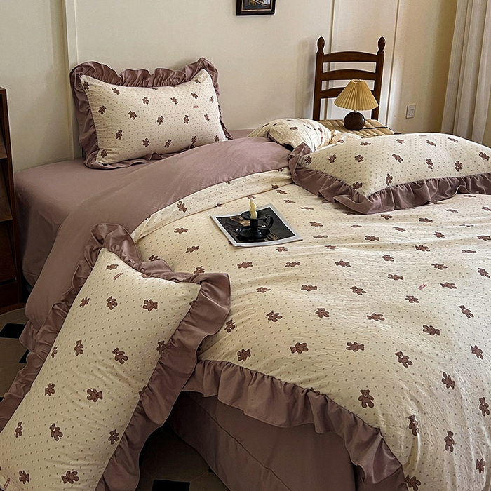 91家纺网 家纺一手货源 找家纺 梦莱斯 2025新款高克重云感棉四件套-花边款 梦想熊