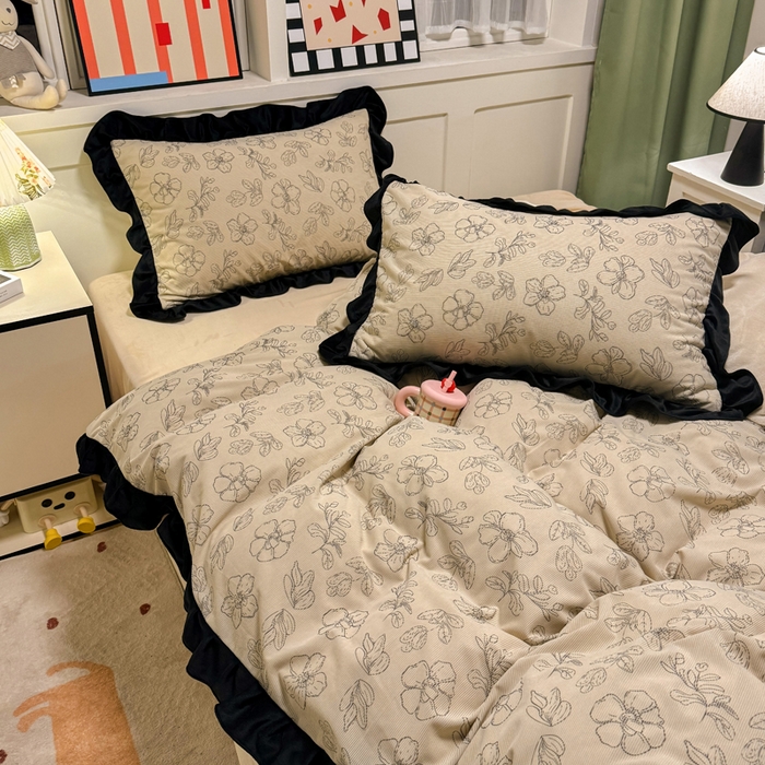 91家纺网 家纺一手货源 找家纺 宅家居 2025新款轻法式小香风灯芯绒提花立体韩版花边牛奶绒四件套-实拍风 百合