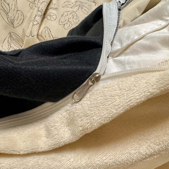 91家纺网 家纺一手货源 找家纺 宅家居 2025新款轻法式小香风灯芯绒提花立体韩版花边牛奶绒四件套-实拍风 百合