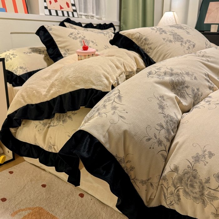 91家纺网 家纺一手货源 找家纺 宅家居 2025新款轻法式小香风灯芯绒提花立体韩版花边牛奶绒四件套-实拍风 牡丹