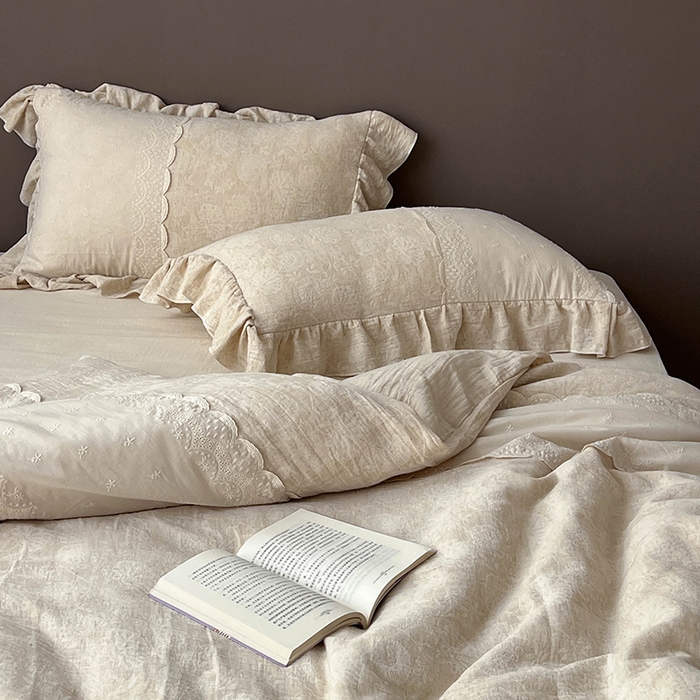 91家纺网 家纺一手货源 找家纺 （总）贝尔 2025新款棉麻色织提花双层纱蕾丝花边款四件套