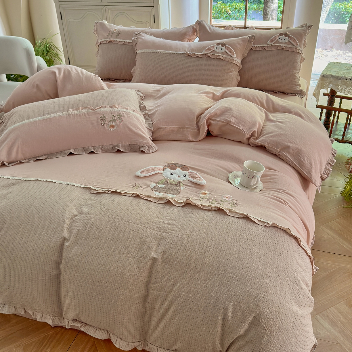 （总）艾唯希家纺 2025新款全棉纯棉色织小提花工艺四件套-开心兔系列